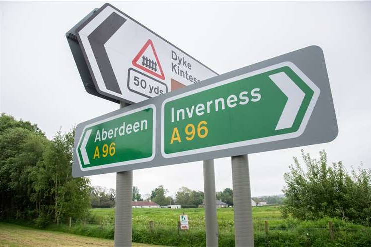 A96 dualling - road signs pointing towards Aberdeen and Inverness